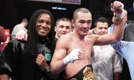 Экс-тренер Шуменова сделал прогноз на бой Головкин — Джейкобс