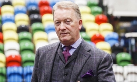 Промоутер Сондерса поздравил Жакиянова с победой