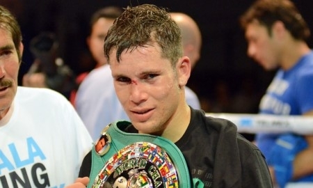 Куадрас объяснил, почему Альварес дерется с Чавесом, а не с Головкиным