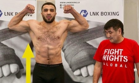 Балоев прошел взвешивание накануне дебютного боя в профессионалах