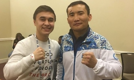 Казахстанский певец сфотографировался с Исламом