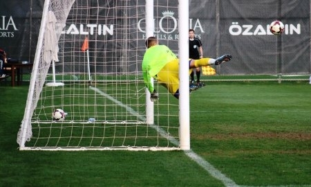 «Окжетпес» в упорной борьбе уступил «Оренбургу»