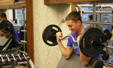 Фоторепортаж с тренировки «Окжетпеса» в тренажерном зале