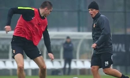 Видео тренировки «Кайрата» под дождем