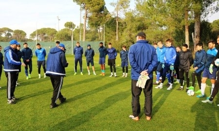 Фоторепортаж с вечерней тренировки «Окжетпеса»