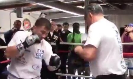 Головкин продемонстрировал силу удара обеих рук