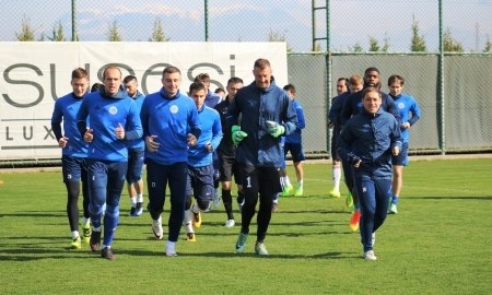 Фоторепортаж с утренней тренировки «Окжетпеса»