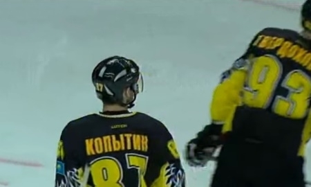 Видео матча плей-офф ВХЛ «Сарыарка» — «Звезда» 6:0