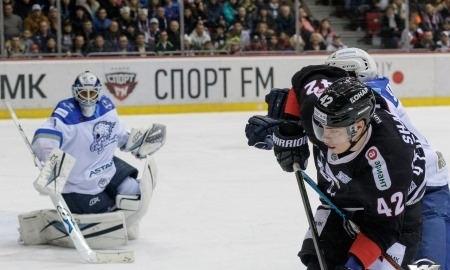 Фоторепортаж с матча плей-офф КХЛ «Трактор» — «Барыс» 5:1