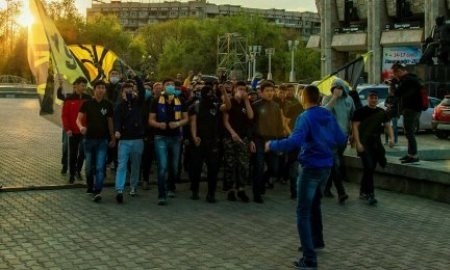 <strong>Фанаты «Кайрата» открыли сезон дракой с болельщиками «Актобе»</strong>