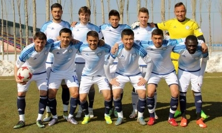 «Ордабасы». У подножья пьедестала