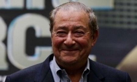 Боб Арум: «Де Ла Хойя не рискнет выставить Канело против Головкина»