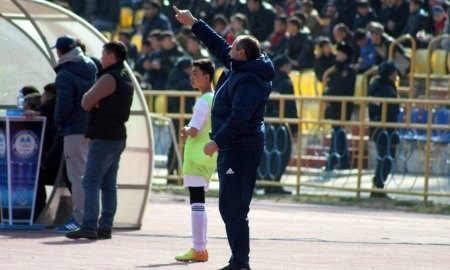 Станимир Стоилов: «Футбол на таких полях играть нельзя»