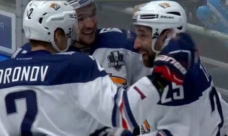 Зарипов в игре с «Барысом» оформил свой третий хет-трик в последних четырёх матчах плей-офф