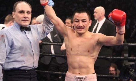 <strong>Жакиянов освободил титул чемпиона мира IBO</strong>