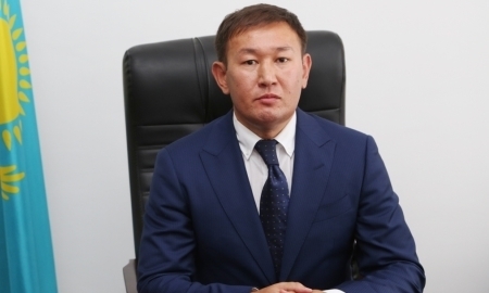 В ЗКО руководитель управления спорта собирал дань с подчиненных