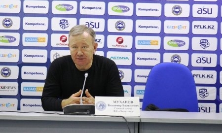 Владимир Муханов: «Наша команда считается низкорослой, как „Барселона“» 