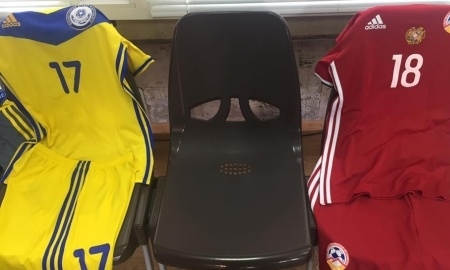 Сборная Казахстана сыграет с Арменией в желтых футболках