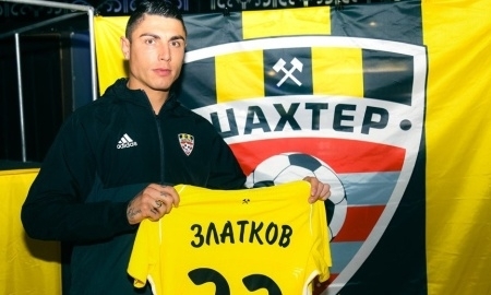 Хижниченко будет играть с двойником Роналду