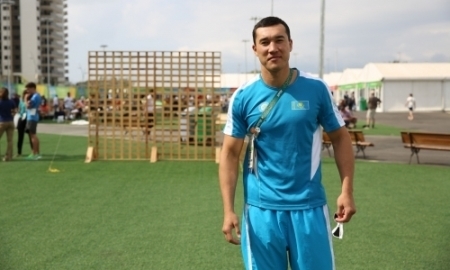 Ниязымбетов дал СМИ «алфавитное интервью»