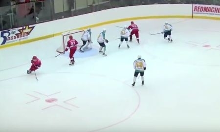 Видеообзор матча плей-офф ВХЛ «Ижсталь» — «Торпедо» 3:2