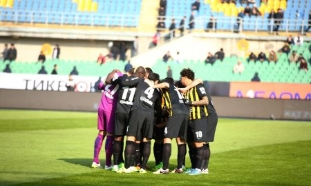 Фоторепортаж с матча Премьер-Лиги «Кайрат» — «Актобе» 1:0