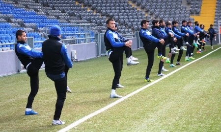 Фоторепортаж с тренировки «Окжетпеса»