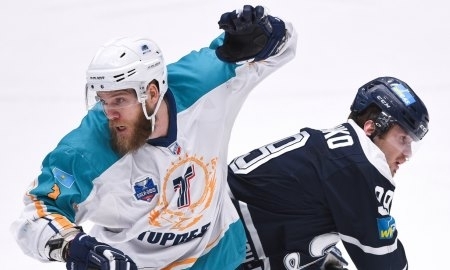 Фоторепортаж с матча плей-офф ВХЛ «Динамо» Санкт-Петербург — «Торпедо» 5:1