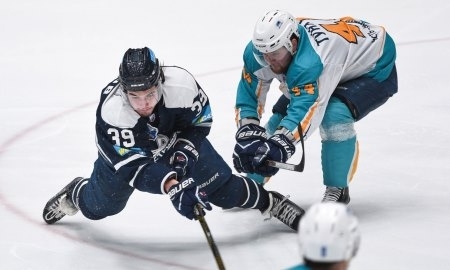 Фоторепортаж с матча плей-офф ВХЛ «Динамо» Санкт-Петербург — «Торпедо» 1:2 ОТ