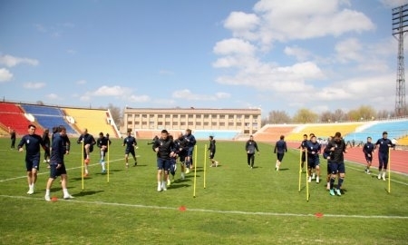 Фоторепортаж с тренировки «Ордабасы»