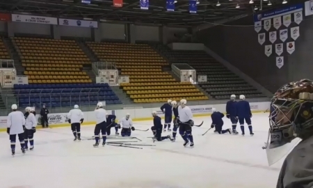 Видео тренировки «Торпедо» перед выездом в Тюмень