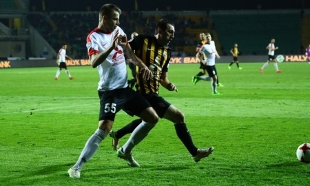 В битве за лидерство