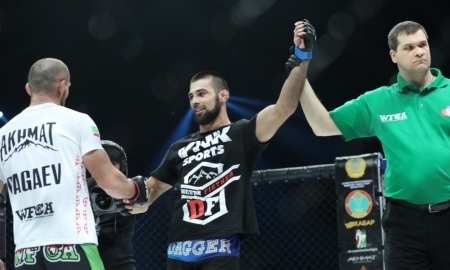 Казахстанцы успешно выступили на турнире по ММА в Астане