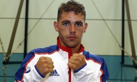 Сондерс шутит насчет задержки контракта на бой с Головкиным