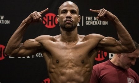 В рамках вечера бокса с участием Шуменова состоится еще один титульный бой