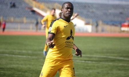 <strong>Хет-трик Гоу помог «Кайрату» разгромить «Шахтер»</strong>