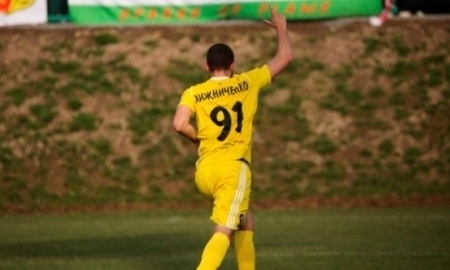 Под штандартом легиона