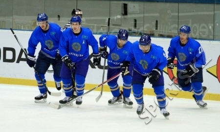 <strong>Казахстанские хоккеисты победили Австрию на старте чемпионата мира-2017</strong>