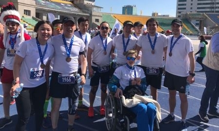 Бекенов принял участие в благотворительном марафоне