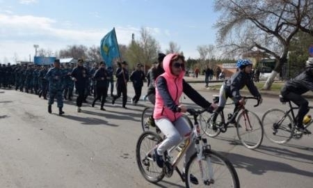 Мемориальный вело-пеший пробег стартовал в Костанае
