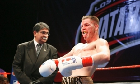 У Уалиханова сменился соперник