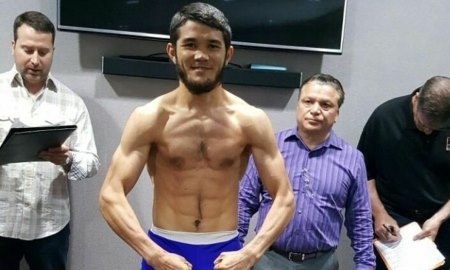 Шарибаев прошел взвешивание перед боем с никарагуанцем
