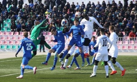 Фоторепортаж с матча Премьер-Лиги «Тобол» — «Тараз» 1:0