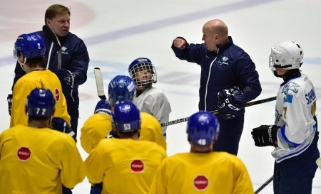 Фоторепортаж с открытой тренировки сборной Казахстана