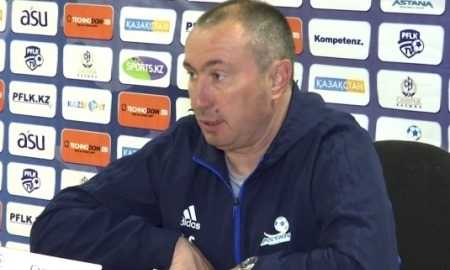 Видео послематчевой пресс-конференции Стойлова игры Премьер-Лиги «Окжетпес» — «Астана» 0:3