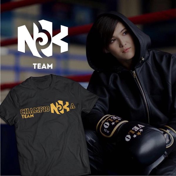 Боксерша Кызайбай выпустила коллекцию футболок