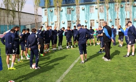 Фоторепортаж с тренировки «Окжетпеса» в Шымкенте