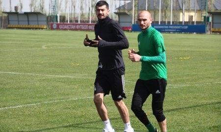 Фоторепортаж с тренировки «Атырау» в Шымкенте