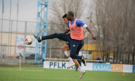 Фоторепортаж с тренировки «Астаны»