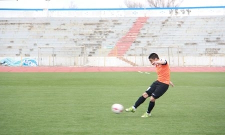 Фоторепортаж с матча Первой лиги «Шахтёр-Булат» — «Каспий» 1:0